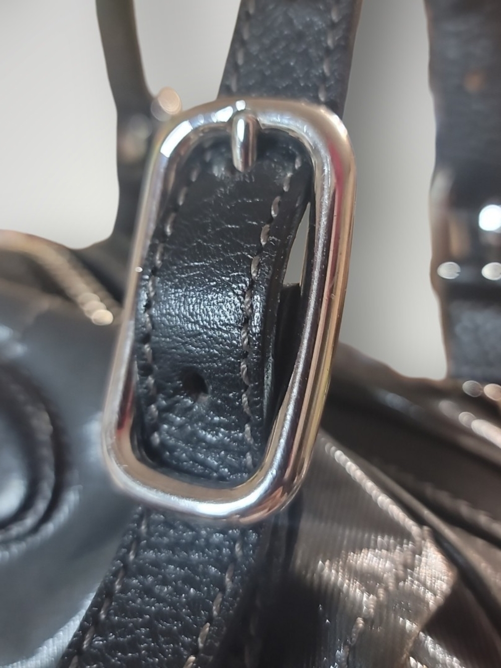 Tod's G-Line High Gloss CC Handbag Shoulder Bag In EUC Authentic - Picture 4 of 16